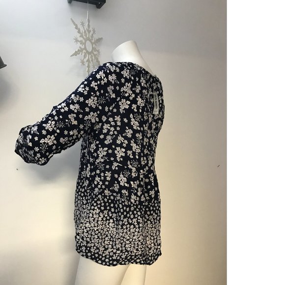 Old Navy Blue White Purple Long Sleeve Crepe Blouse Top V-Neck Tassel Floral - Picture 2 of 4